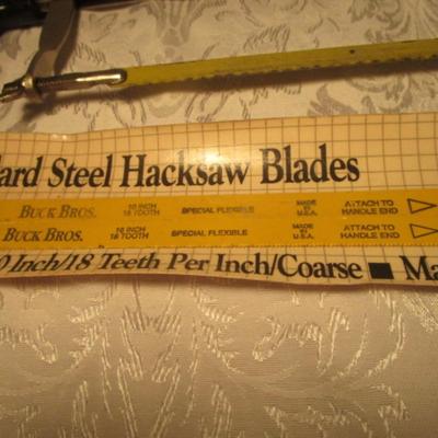 Hacksaw with 2 replacement blades