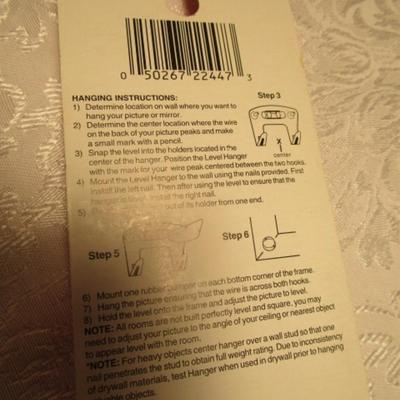 2 Level hanger, professional picture hanger kits