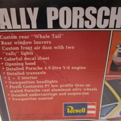 Rally Porsche model