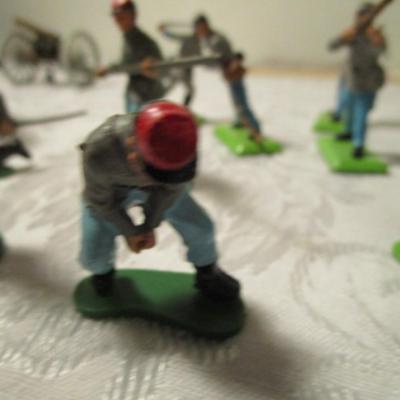 Britain Limited Confederate soldiers & cannon