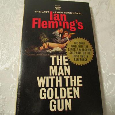 10 Ian Fleming 007 books