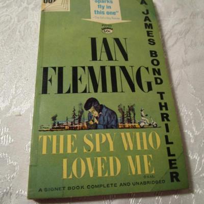 10 Ian Fleming 007 books