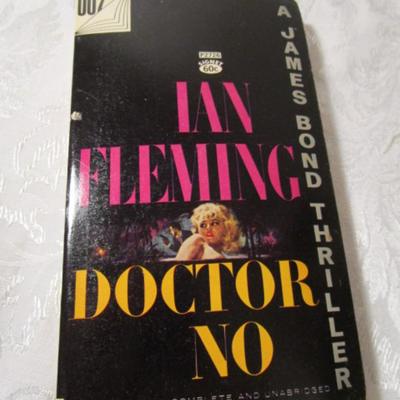 10 Ian Fleming 007 books