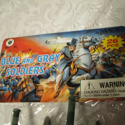 Magic Brand blue & gray soldiers