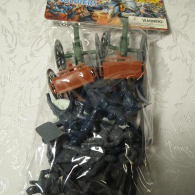 Magic Brand blue & gray soldiers