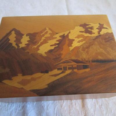 Vintage Reuge Sainte-Croix Swiss movement music box