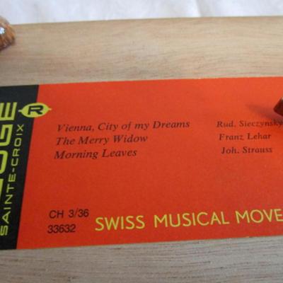Vintage Reuge Sainte-Croix Swiss movement music box