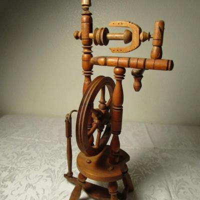 Vintage wooden spinning wheel