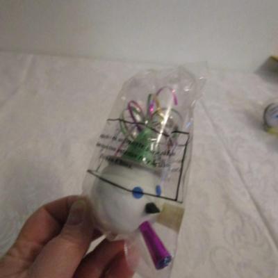 Y2K Jack-in-the-Box antenna ball