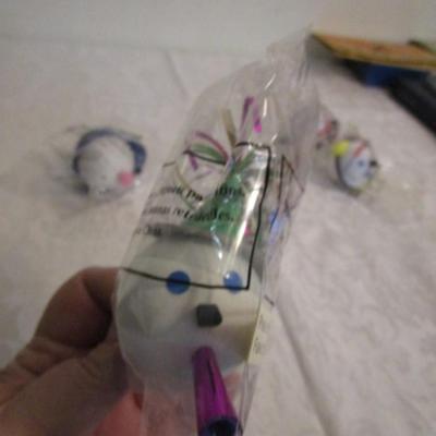 Y2K Jack-in-the-Box antenna ball
