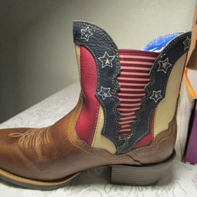 Justin women's cowboy boots, size 8-1/2 B