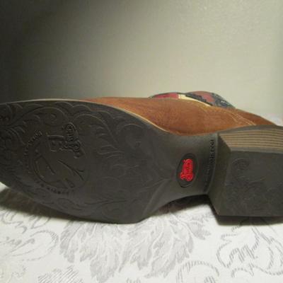 Justin women's cowboy boots, size 8-1/2 B