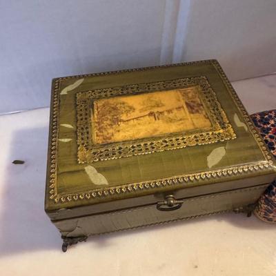 830 Set of 3 Vintage Trinket / Jewelry Boxes