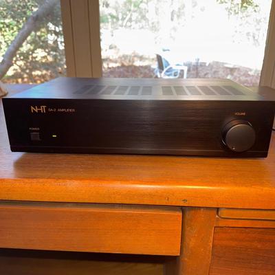 735 NHT Model: SA-2 Amplifier “Like New”