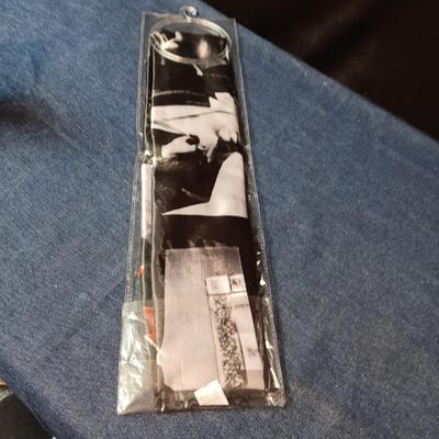 NEW ELVIS PRESLEY SCARF AND MUSICAL DECANTER