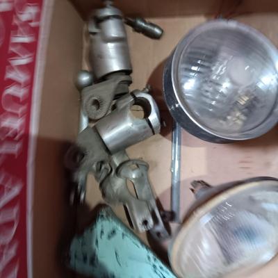 HUGE LOT OF PARTS FOR HARLEY DAVIDSON EARLY YEARS MOTORCYCLES