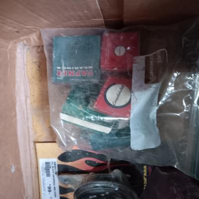 HUGE LOT OF PARTS FOR HARLEY DAVIDSON EARLY YEARS MOTORCYCLES