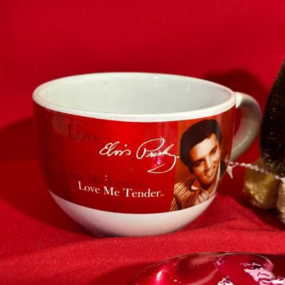 ELVIS HEART TINS, MUGS AND MORE