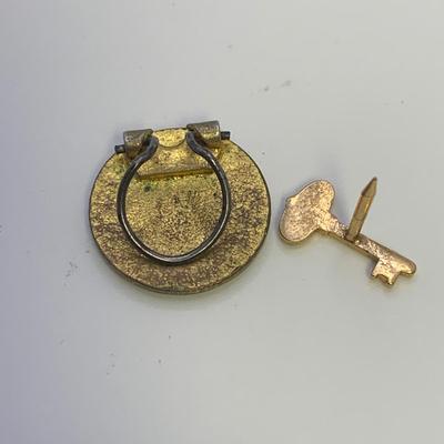 Unique Vintage Pins, Pendants, & Other Small Trinkets, incl. 10K & 14K (ST-HS)