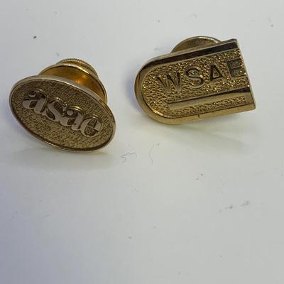 Unique Vintage Pins, Pendants, & Other Small Trinkets, incl. 10K & 14K (ST-HS)