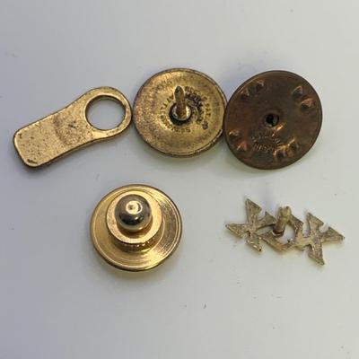 Unique Vintage Pins, Pendants, & Other Small Trinkets, incl. 10K & 14K (ST-HS)