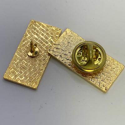 Unique Vintage Pins, Pendants, & Other Small Trinkets, incl. 10K & 14K (ST-HS)