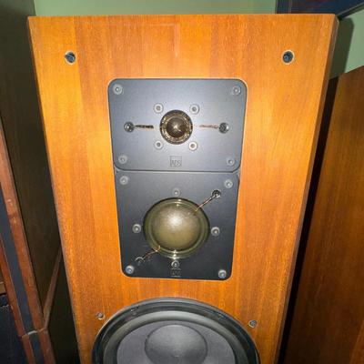 737 Vintage Pair of ADS Speakers Model: L1290/2