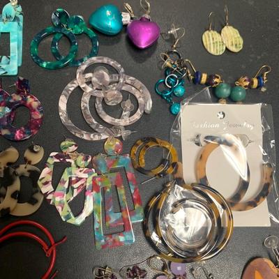 70+ Pairs of Fun & Colorful Earrings for Pierced Ears (ST-HS)
