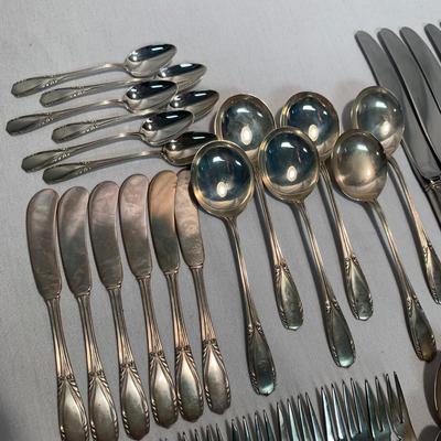 Manchester ‘Polly Lawton’ Sterling Flatware Set (ST-HS)