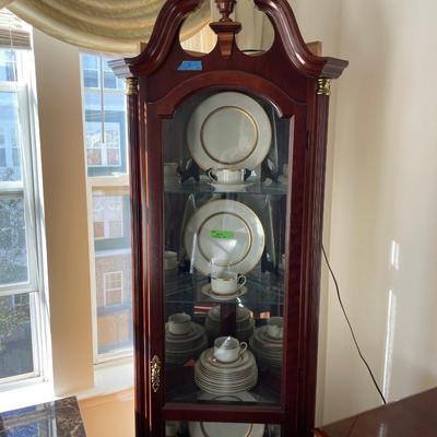 Corner Curio Cabinet w/Light