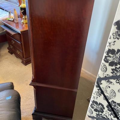 Bassett Furniture Chippendale Chest of Drawers