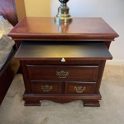 Nightstand with 3 Storage Drawers and Pull out Tray