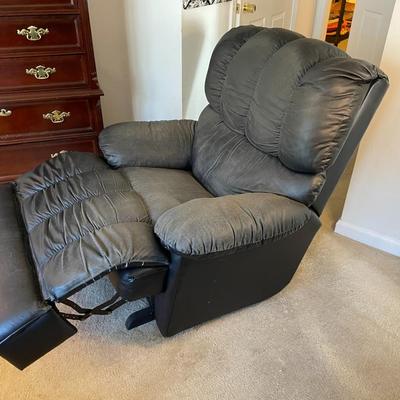 Faux Leather Upholstered Manual Recliner