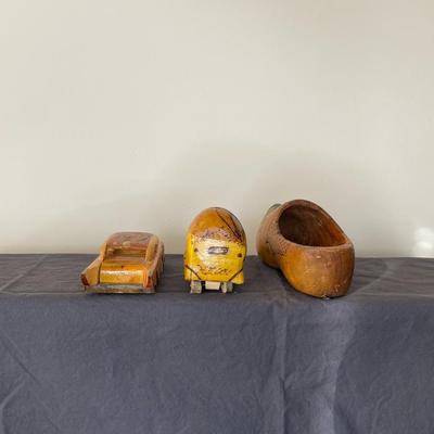 Wooden Decorative Items