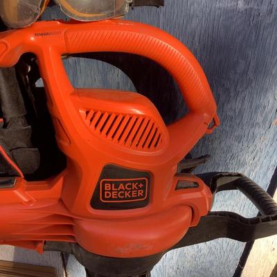 146. Black & Decker Electric Blower