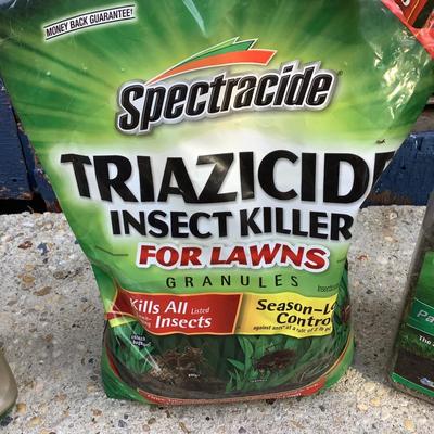 148. Grass Seed and Spreader