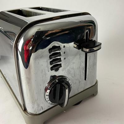 164. Cuisinart Toaster and Small Rice Cooker