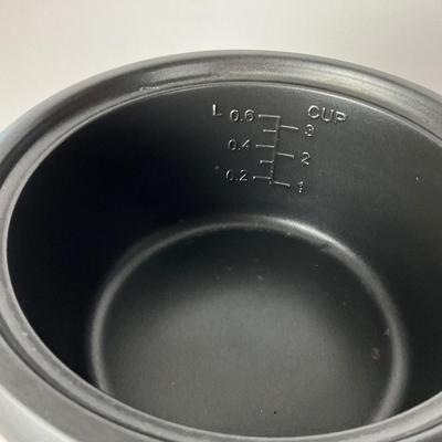 164. Cuisinart Toaster and Small Rice Cooker