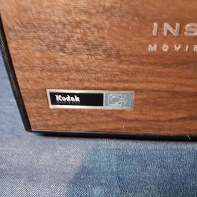 KODAK INSTAMATIC M67-K MOVIE PROJECTOR