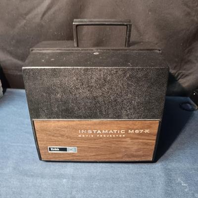KODAK INSTAMATIC M67-K MOVIE PROJECTOR