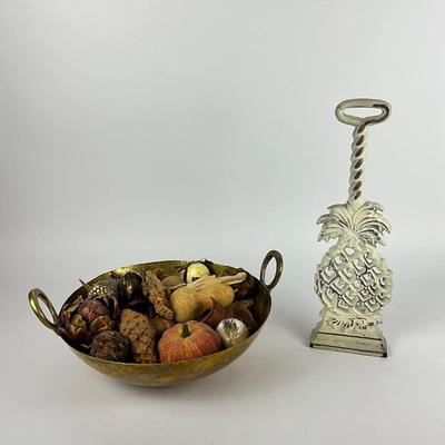 309 Brass Bowl With Pineapple Iron Door Stop