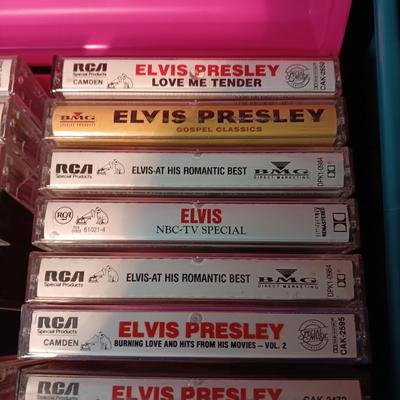 ELVIS PRESLEY MUSIC ON CASSETTE