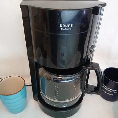 Krups Proforma coffee maker with six coffee mugs