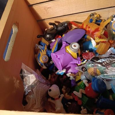 WOODEN CRATE WITH VARIOUS SMALL TOYS