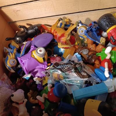 WOODEN CRATE WITH VARIOUS SMALL TOYS