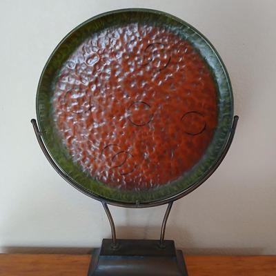 Metal Rustic Metal Accent Plate on Stand