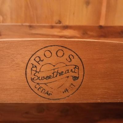 Antique Roos Sweetheart Cedar lined Chest with key and inside removable felt lined shelf