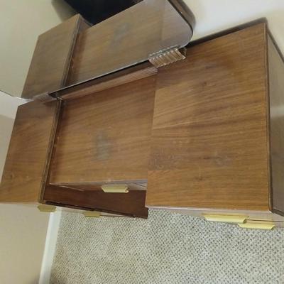Vintage Huntley Furniture vanity with harp backed chair