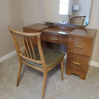 Vintage Huntley Furniture vanity with harp backed chair
