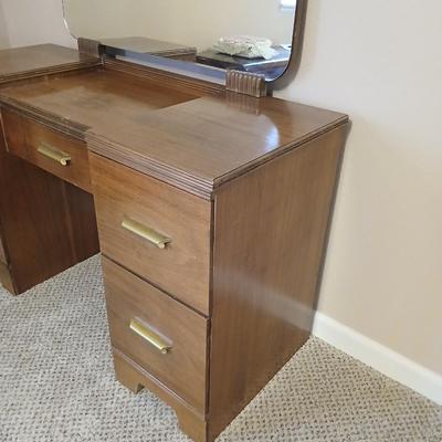 Vintage Huntley Furniture vanity with harp backed chair
